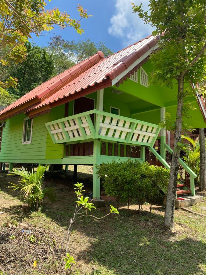 บ้านเรือนไท มวกเหล็ก Ban Ruenthai Muaklek Exterior photo