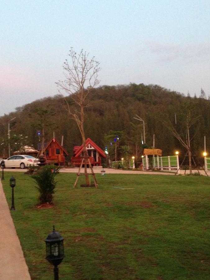 บ้านเรือนไท มวกเหล็ก Ban Ruenthai Muaklek Exterior photo